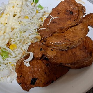 豚肉しょうが焼き(味噌味)